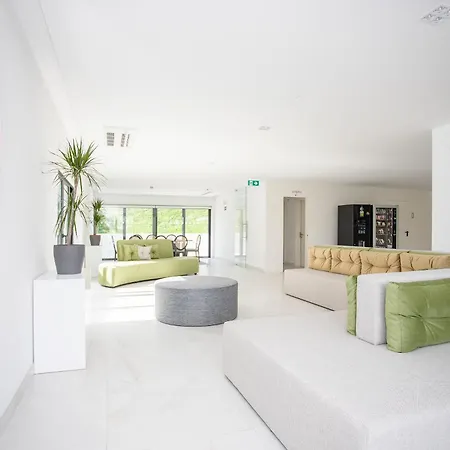 Liiiving In Porto - Dragao Pool View Apartment Exterior photo