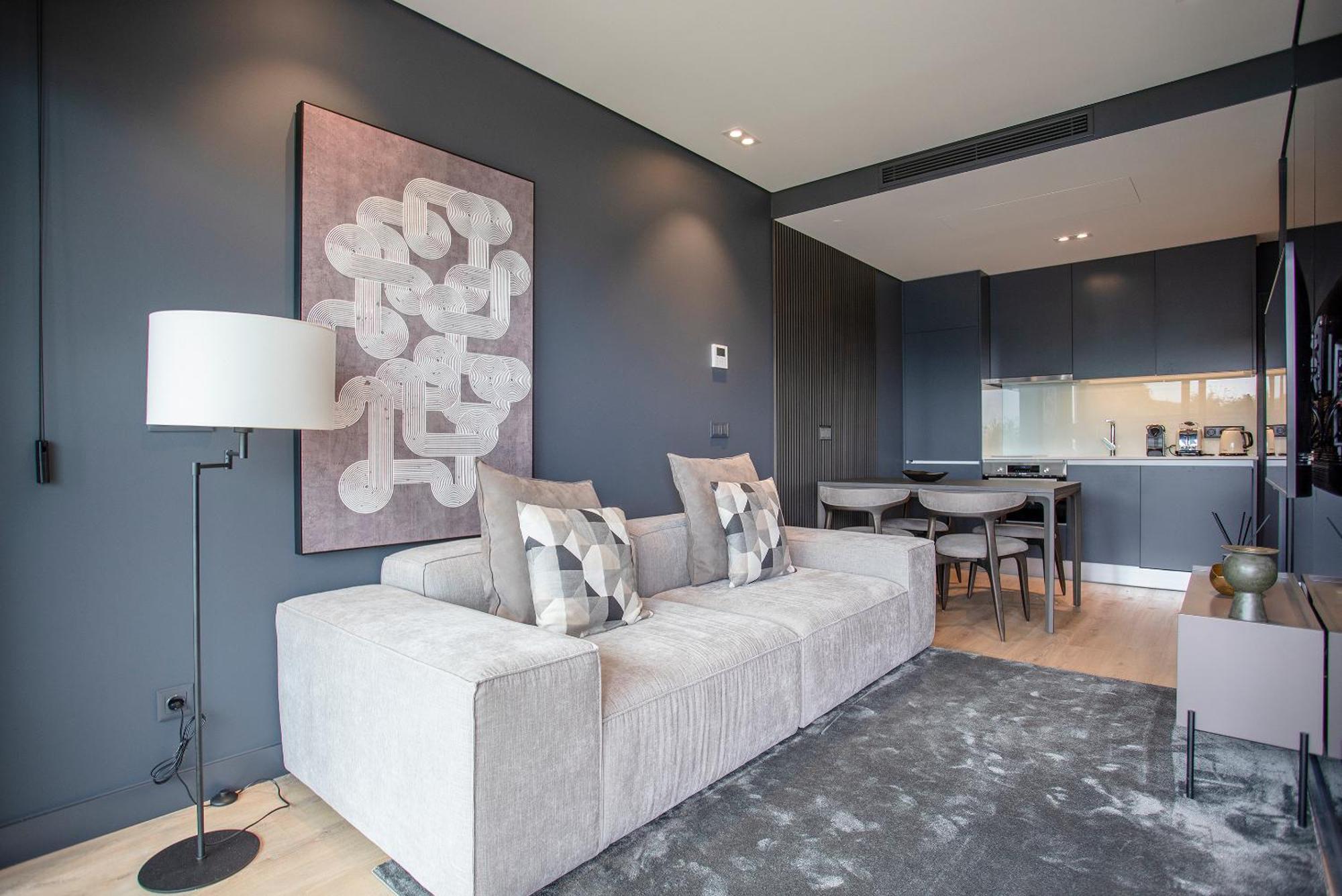 Liiiving In - Dragao Pool View Apartment *